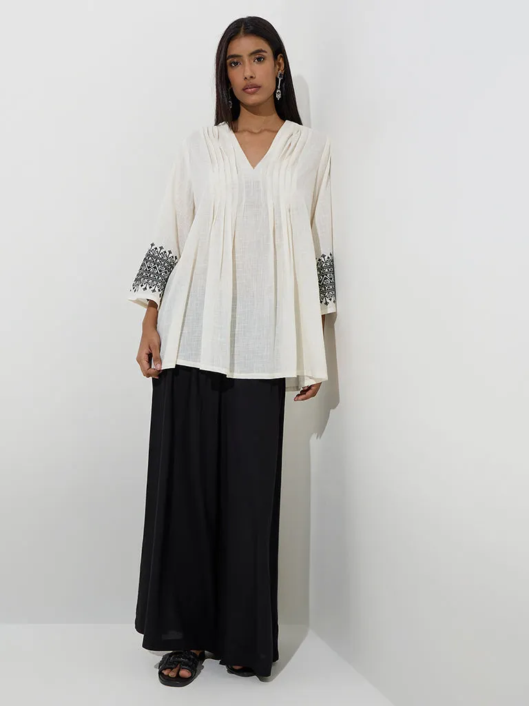 Utsa Off-White Embroidered Cotton Kurti
